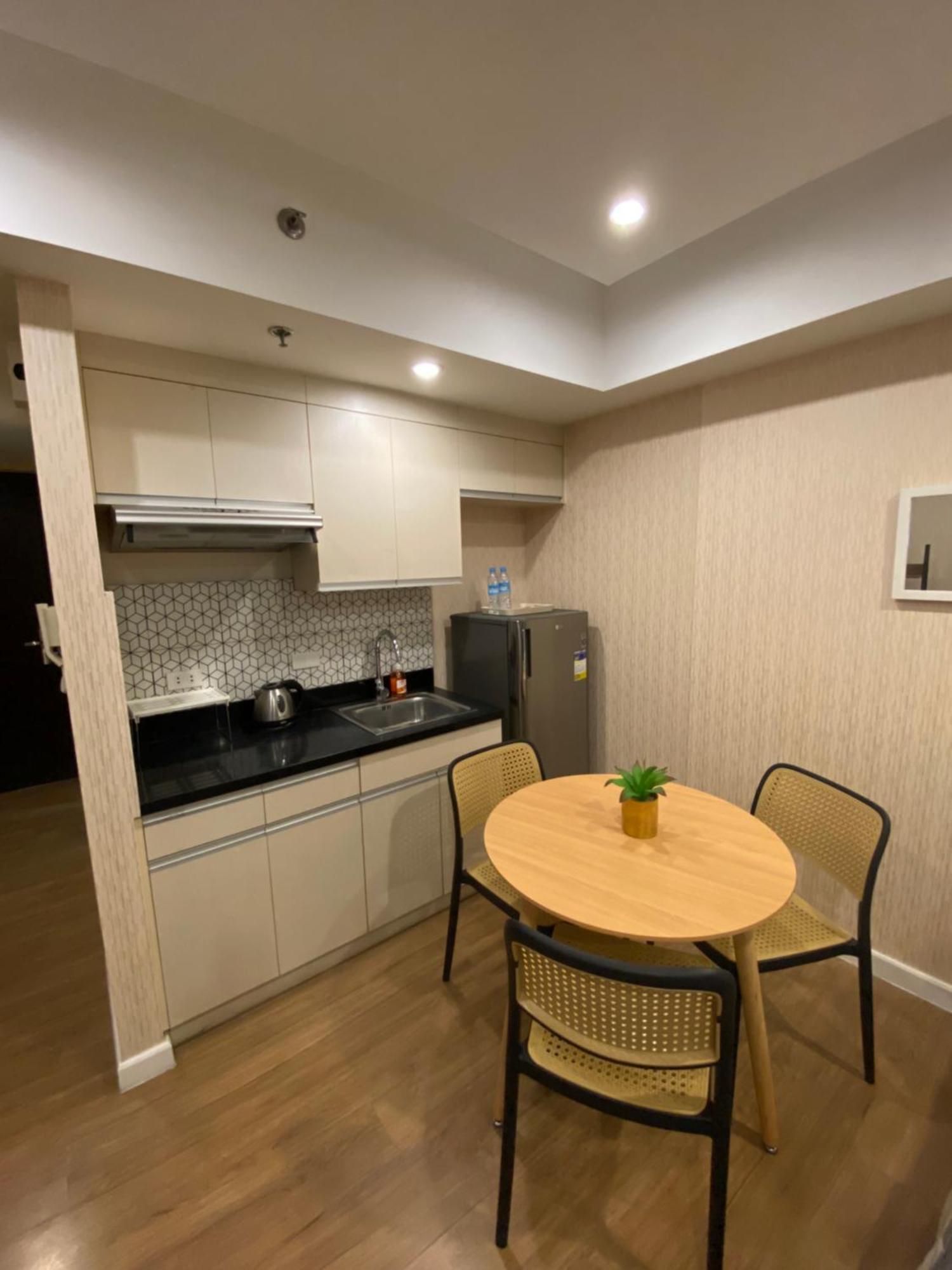Feels Like Home Condos Abreeza Place Tower 1 & 2 Davao Ngoại thất bức ảnh